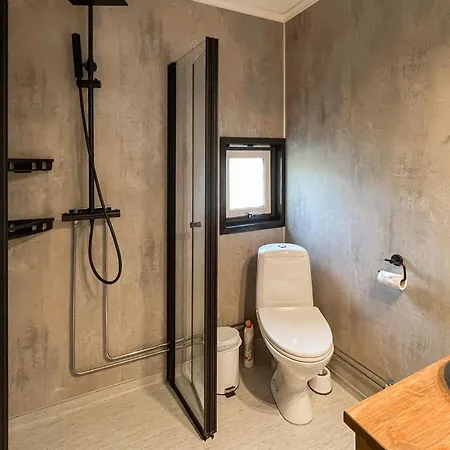1 Bedroom Amazing In Apartman Øyer