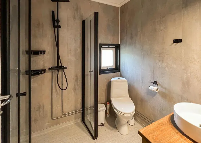 1 Bedroom Amazing In Lägenhet Øyer
